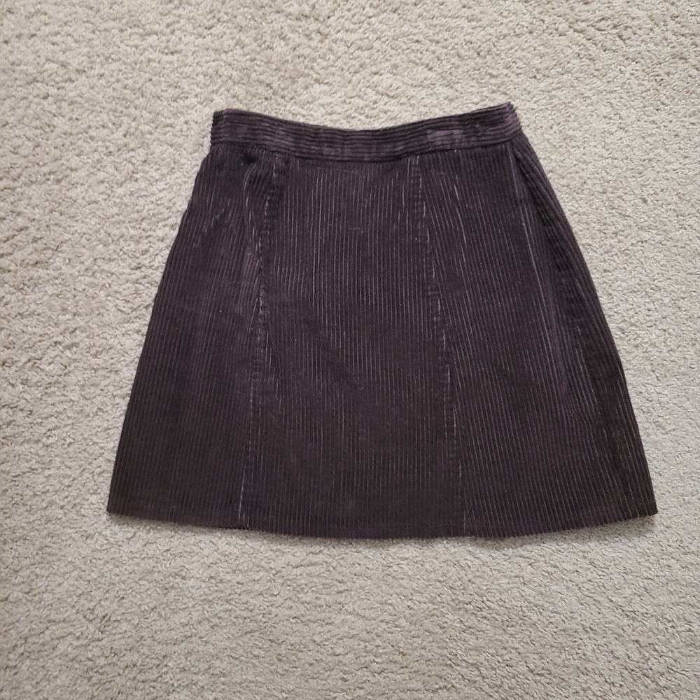 Chic Corduroy Mini Skirt in Deep Brown